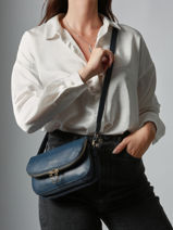 Sac Bandoulire S Tradition Cuir Etrier Bleu tradition ETRA059S-vue-porte